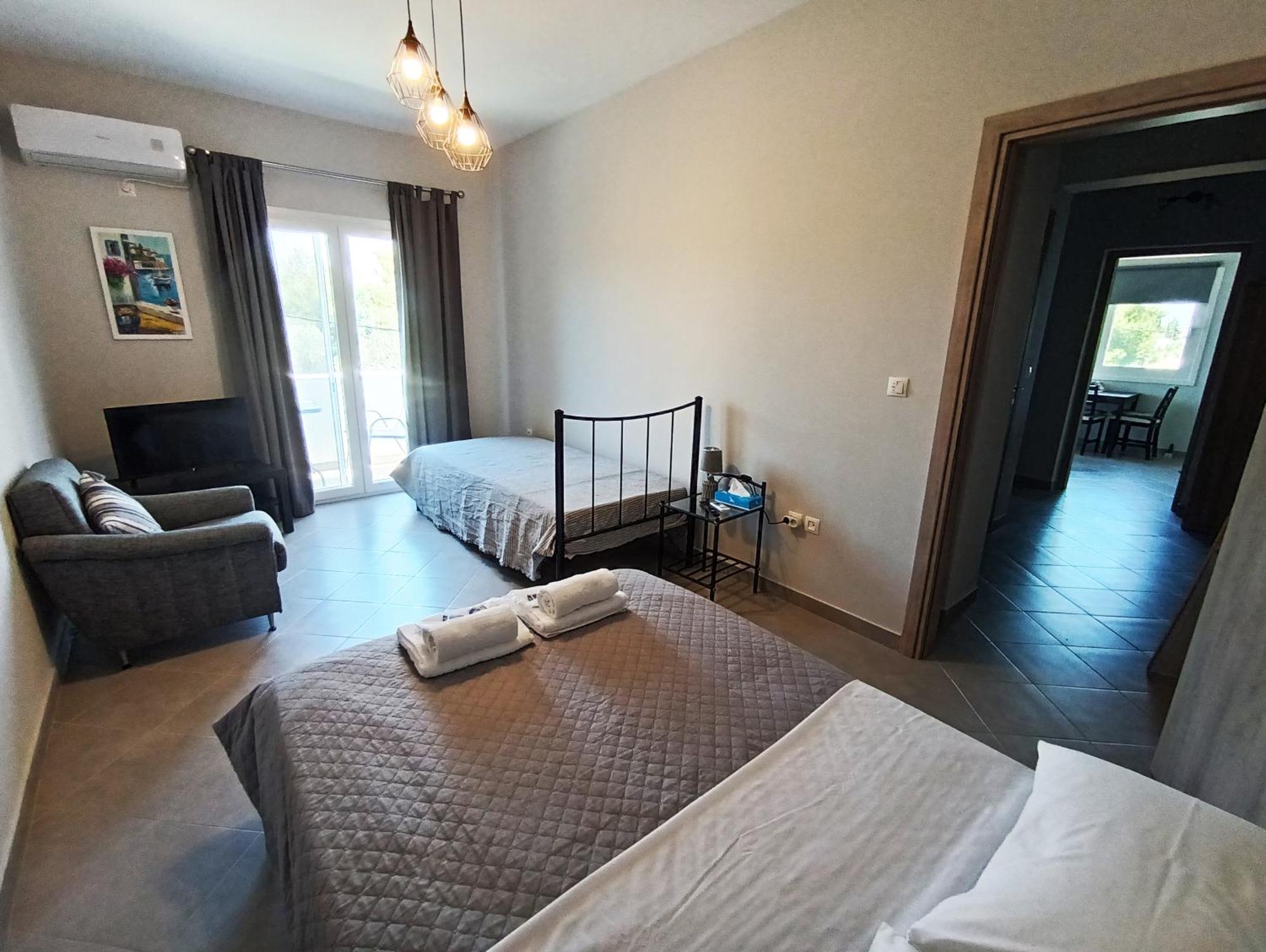 Airport Palmtree Apartments - 15Min From Airport Луца Экстерьер фото